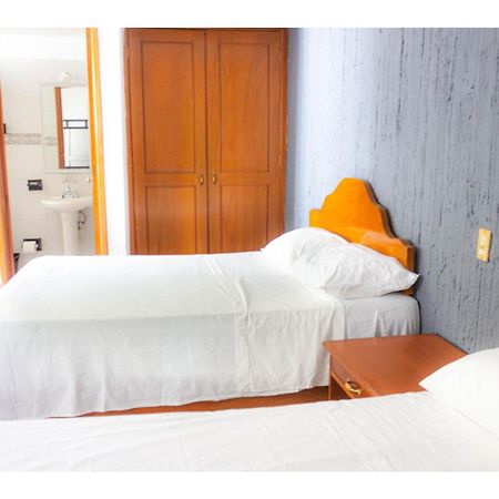 Oyo Hotel San Felipe Inn Oaxaca Экстерьер фото